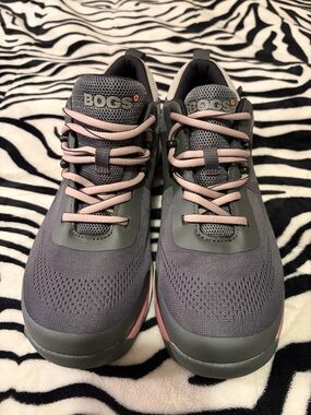 Bogs Women's Teal and Light Pink Athletic Sneakers ( Steel Toe)